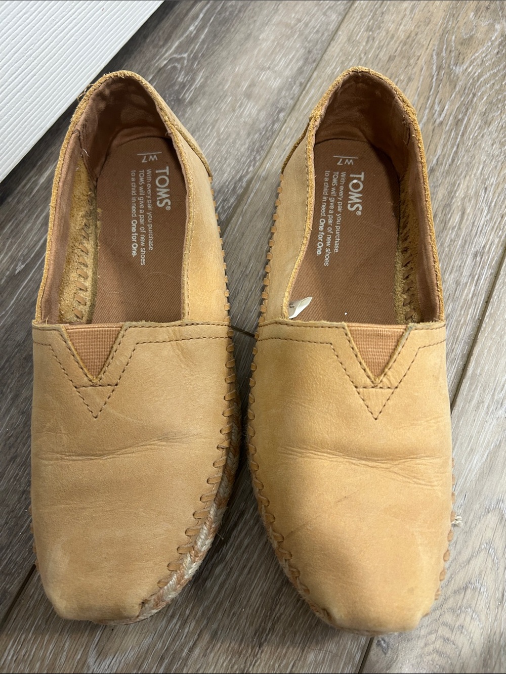 Toms Women’s Slip-On Flats in Tan